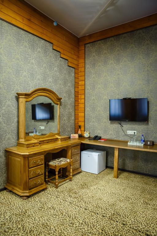 טרז Guest House Chalet מראה חיצוני תמונה
